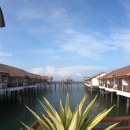 Tokido Private Water Chalet Pd Port Dickson Bagian luar foto