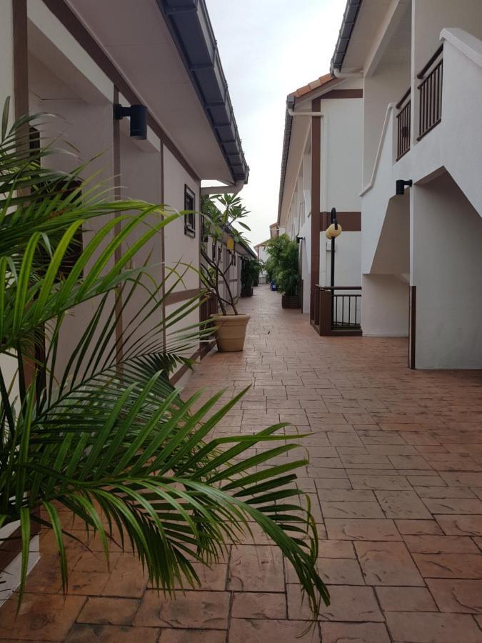 Tokido Private Water Chalet Pd Port Dickson Bagian luar foto